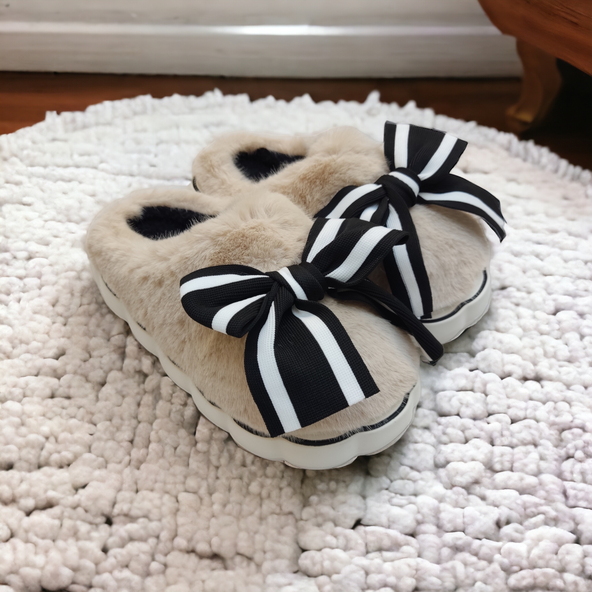 Bow carpet shoes